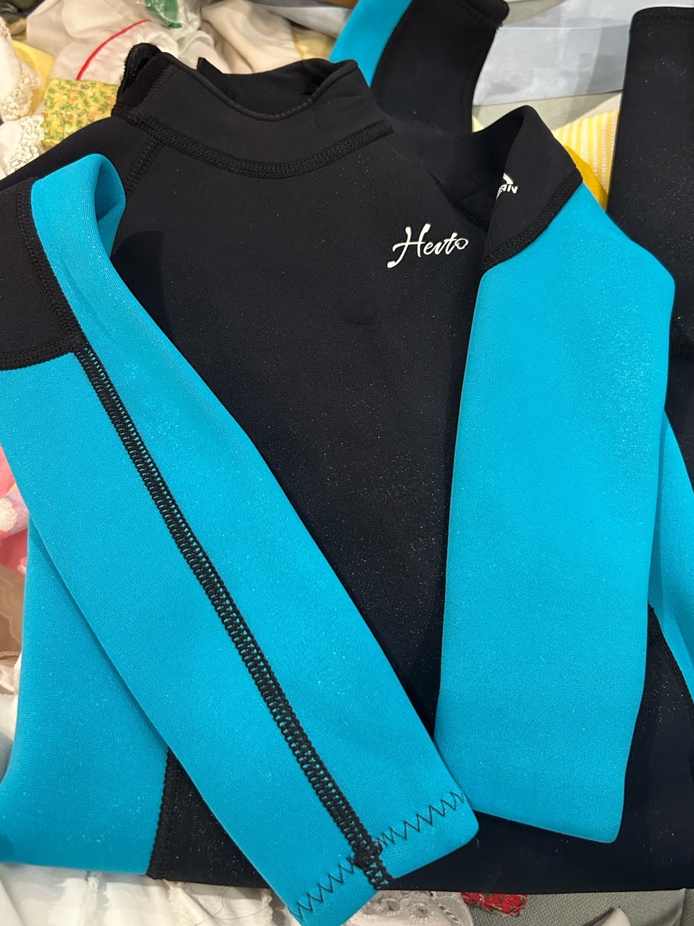 NWOT Full Body Rashguard Wetsuit - Picture 3 of 6